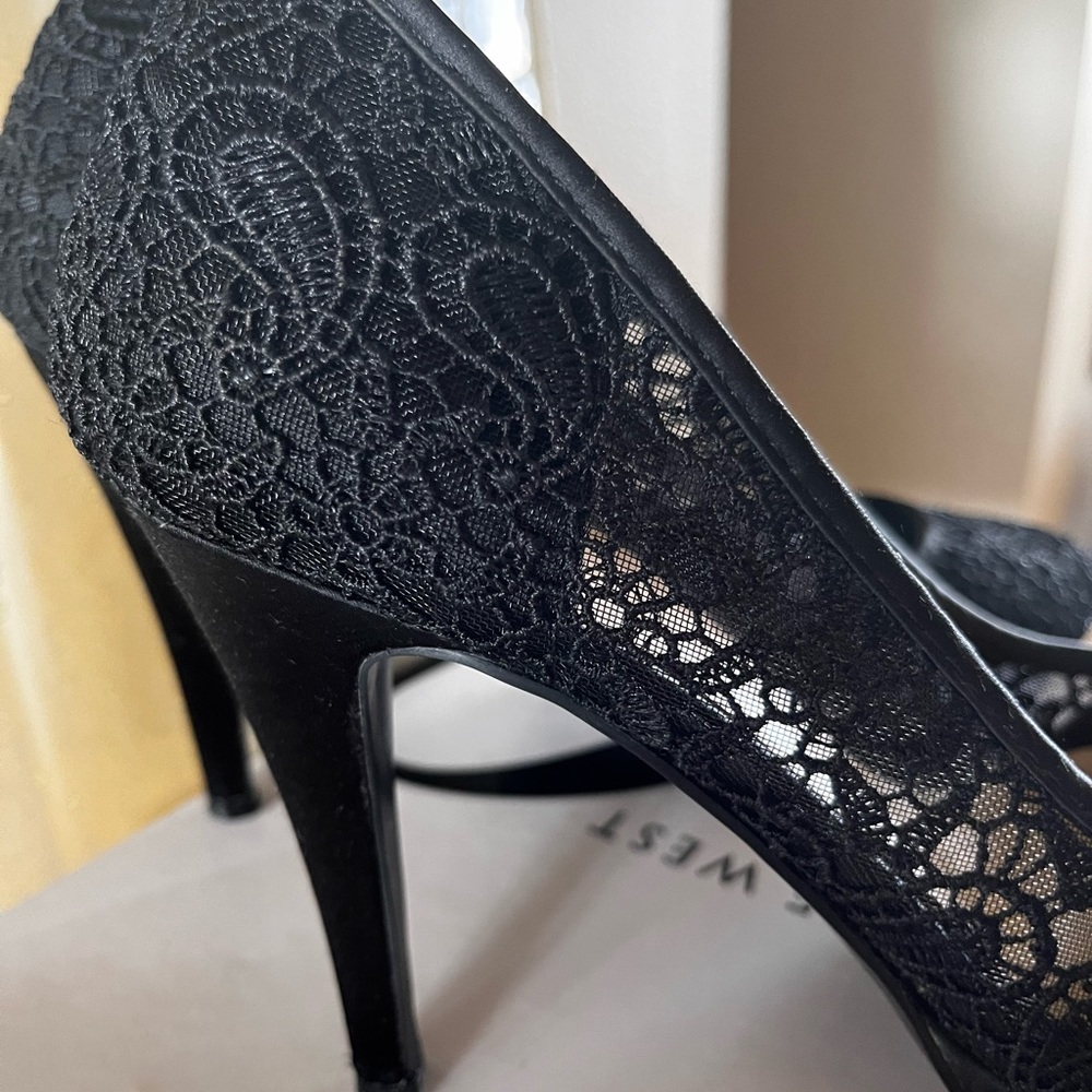 Nine West lace fabric black 4” heels shoes - Picture 2 of 10
